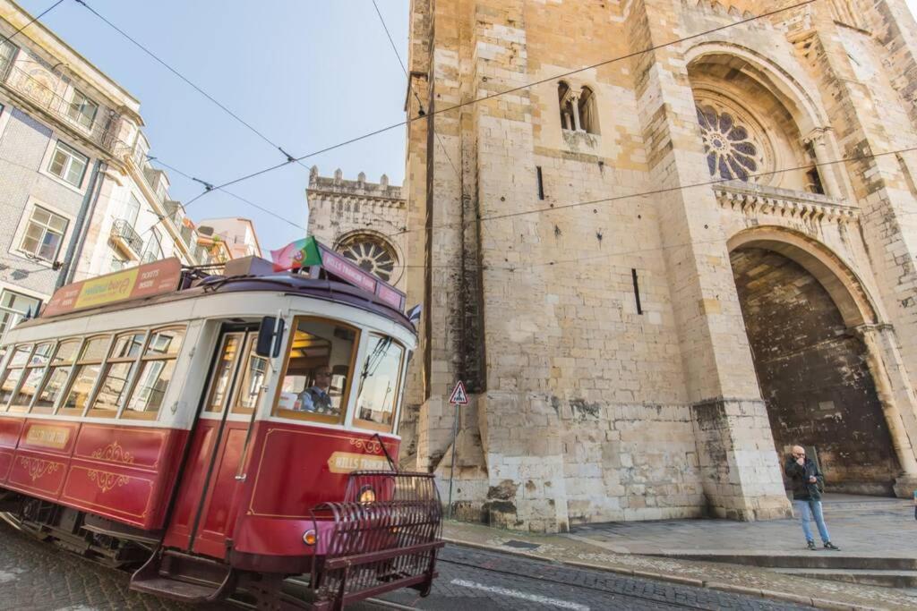 Apartamento 135 A - In Tranquil Flat In Alfama Near Se And Castle Lisboa