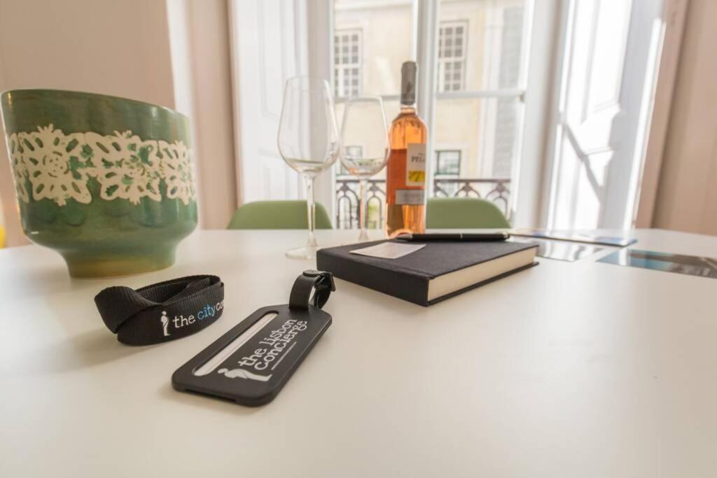 135 A - In Tranquil Flat In Alfama Near Se And Castle Apartamento *